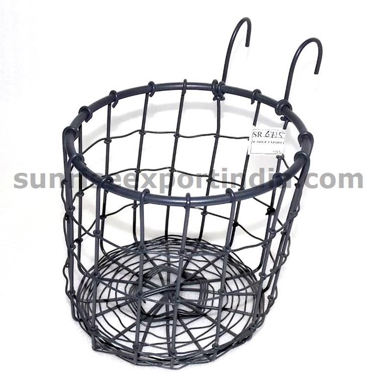 WIRE HAND CRAFTED SMALL BASKET WITH HOOKS