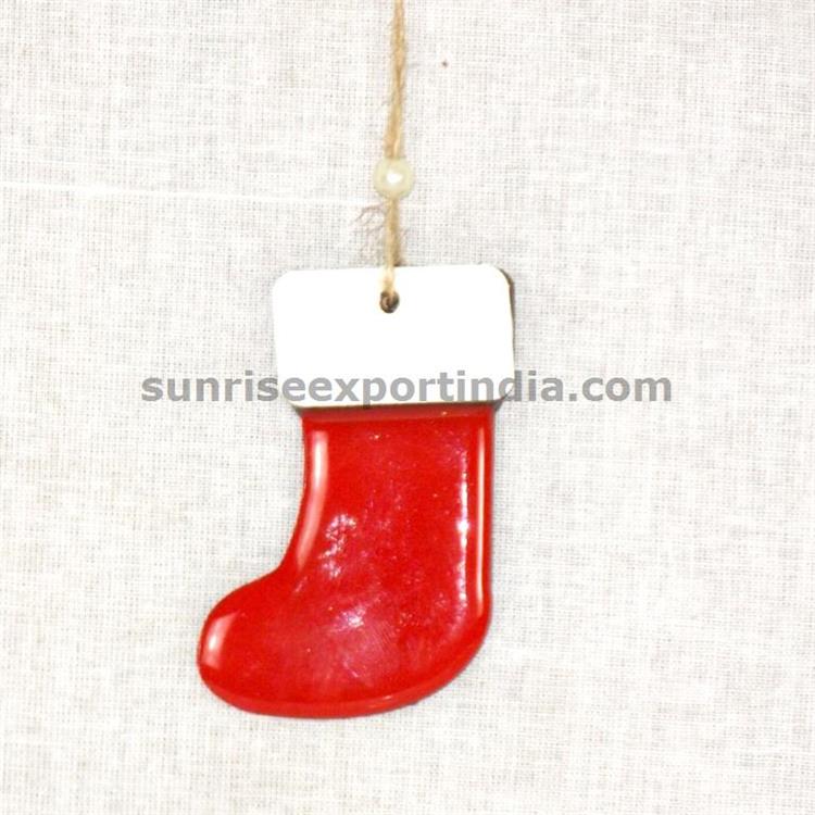 CHRISTMAS DECORATION HANGING RESIN AND WOOD SHOE