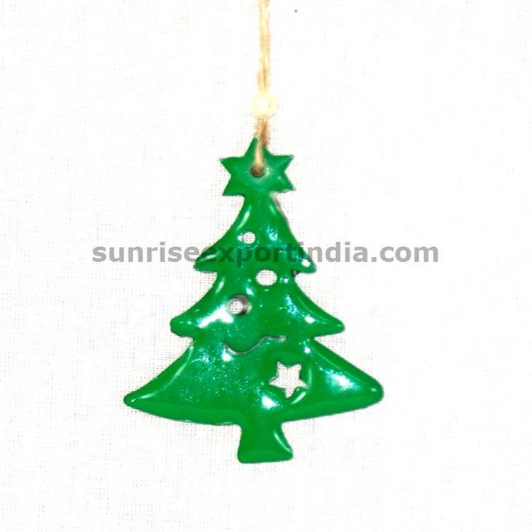 CHRISTMAS DECORATION HANGING RESIN AND WOOD TREE