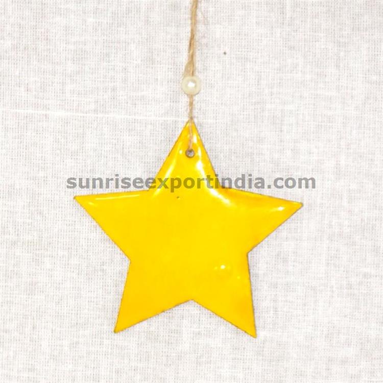 CHRISTMAS DECORATION HANGING RESIN AND WOOD STAR